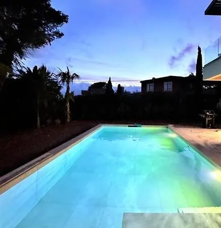 Villa Raphael, Contemporaine, Piscine, Plage *