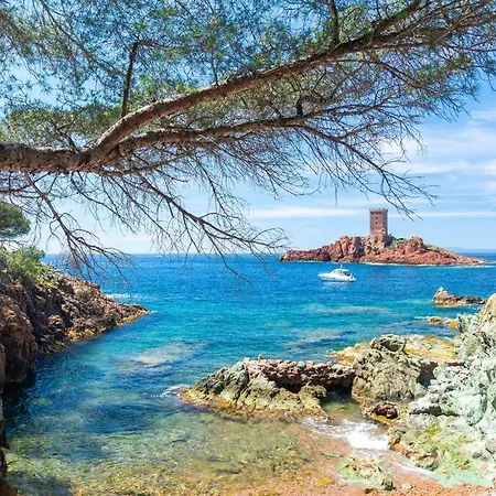 Raphael, Contemporaine, Piscine, Plage Villa *